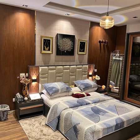 Апартаменты شقه مفروشه فاخره بالقاهره الجديده New Cairo Экстерьер фото