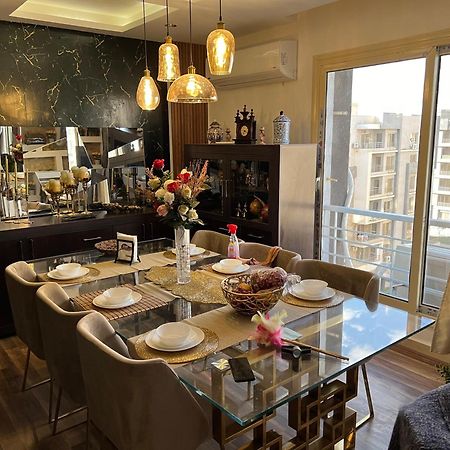 Апартаменты شقه مفروشه فاخره بالقاهره الجديده New Cairo Экстерьер фото